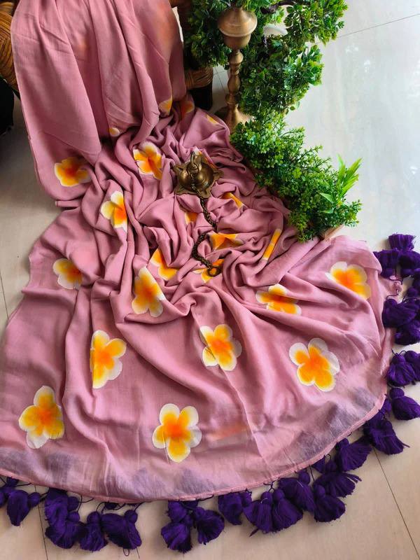 LIGHT MAGENTA AND WHITE COLOR FLORAL SAREE.